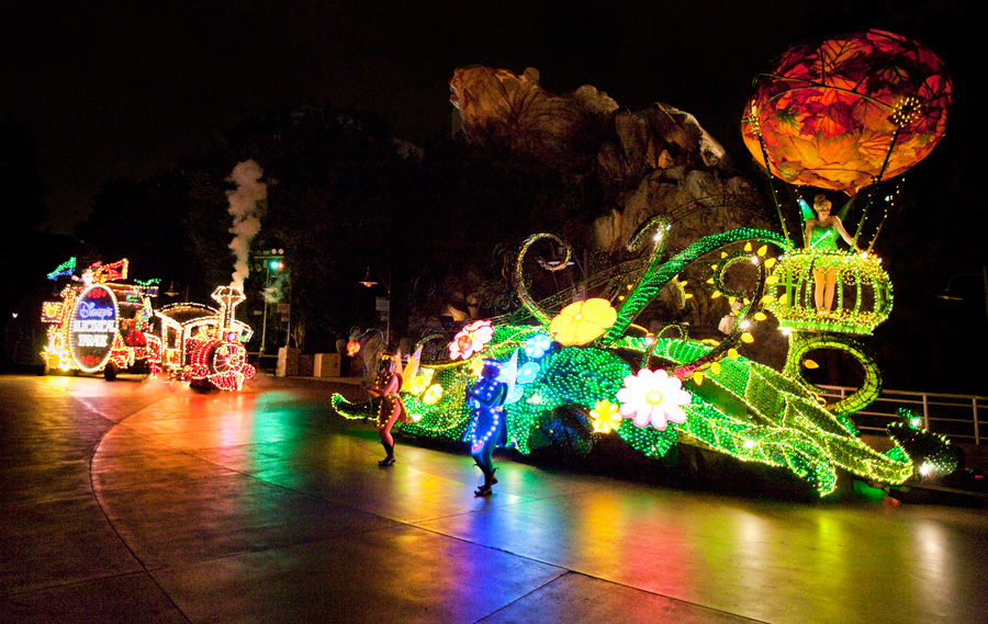 Main Street Electrical Parade Returns to Walt Disney World Resort this
