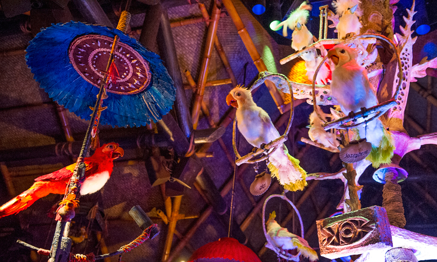 Resultado de imagem para walt disney's enchanted tiki room magic kingdom