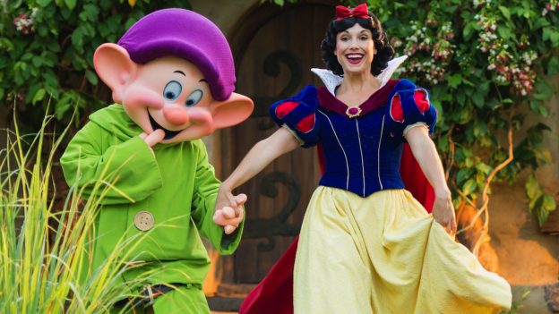 Snow White will be featured in a new character breakfast.