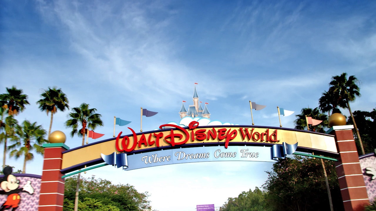 Walt Disney World: Let's Get Started Tour our 4 Theme Parks, 2 Water Parks, more than 20 Walt Disney World Resort hotels and discover a whole world of magic!