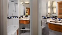 Disney Dream - Inside - Deluxe Inside Stateroom