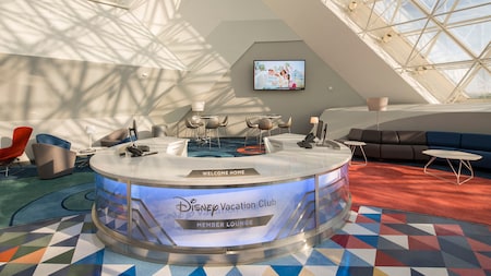RCI® Fee Waived in 2017 The interior of the Member Lounge at Epcot