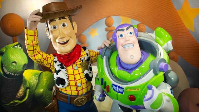 character-meet-buzz-woody-pixar-place-00.jpg?30012014080631