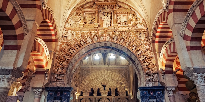 Inside La Mezquita, the Mosque Cathedral of Córdoba Inside La Mezquita, the Mosque Cathedral of Córdoba