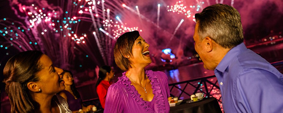 illuminations-dessert-party-00-full.jpg